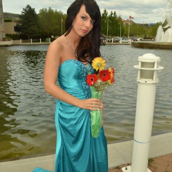 Small Teal Grad Dress - Picture 1 of 3